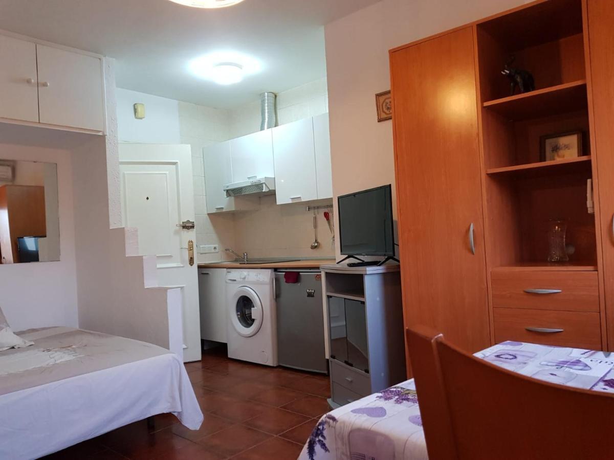 Estudio Con Vistas En Torremolinos Apartment Luaran gambar